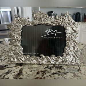 Michael Aram Noah’s Ark 5x7 photo frame never used, rare, retired